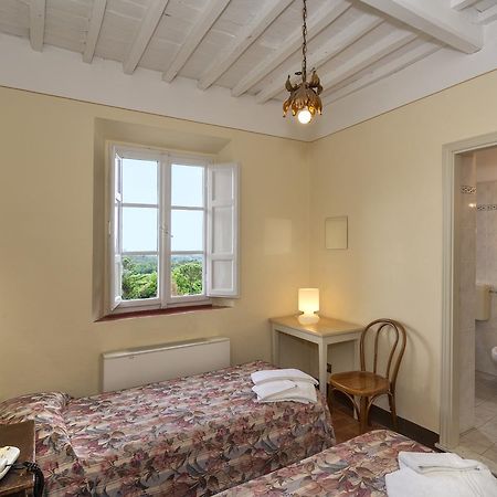 Hotel Casa Diocesana Di ルッカ エクステリア 写真