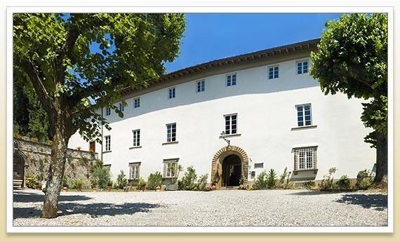 Hotel Casa Diocesana Di ルッカ エクステリア 写真