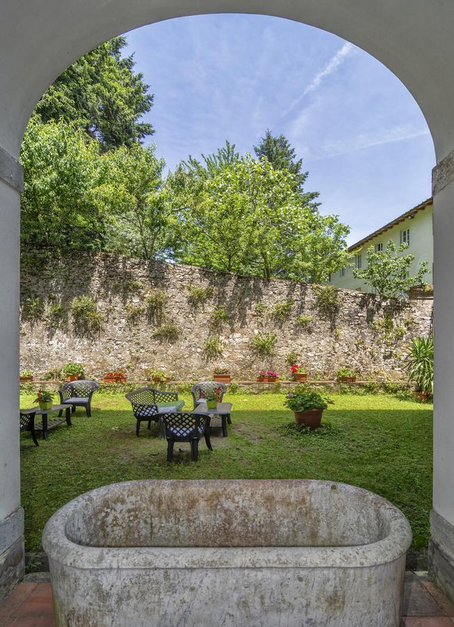 Hotel Casa Diocesana Di ルッカ エクステリア 写真